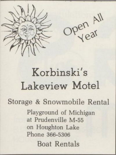 Korbinskis Lakeview Motel (McKees Coffee Bar and Cabins, Denton Creek Motel) - Vintage Yearbook Ad